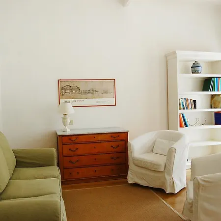 Apartment Rome 34 *